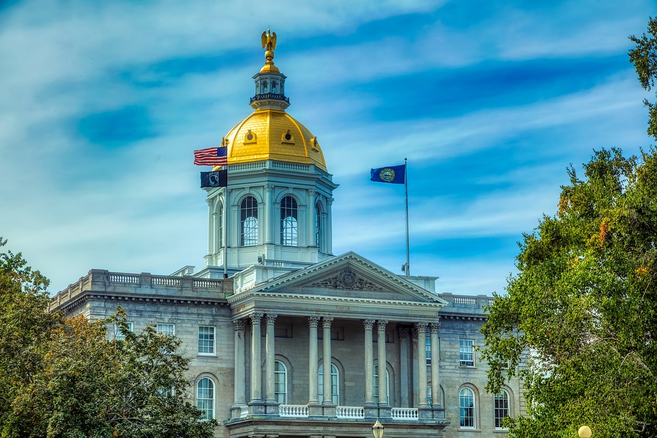 Image of a courthouse with a domed roof. 